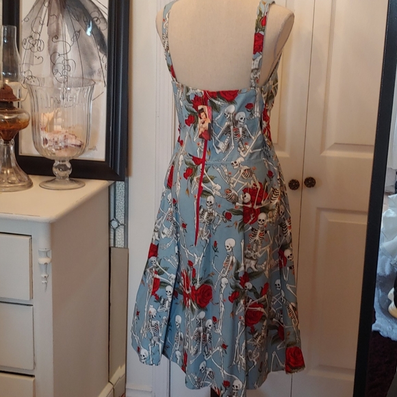 Plus Size Rockabilly Skull and Rose Sundress - Picture 5 of 5